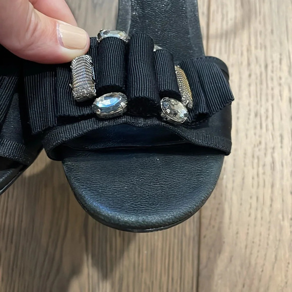 Tory Burch Black Elastic Ankle Strap Embellished Jewel High Heel Pumps Size 8 - Picture 4 of 11